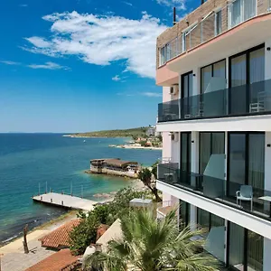 Szálloda Piccolino, Saranda