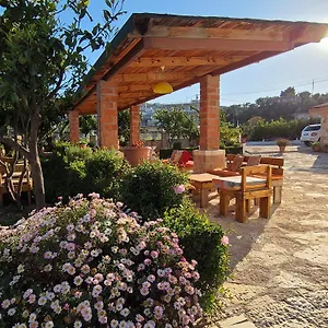 Josana Πανσιόν