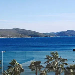 Margarit Boutique Saranda