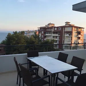 Bardhi Apts Saranda